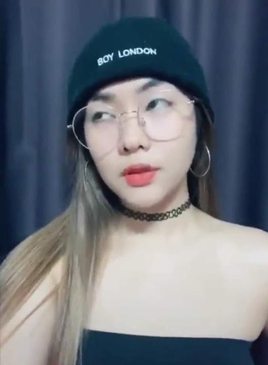 16P Girls 210