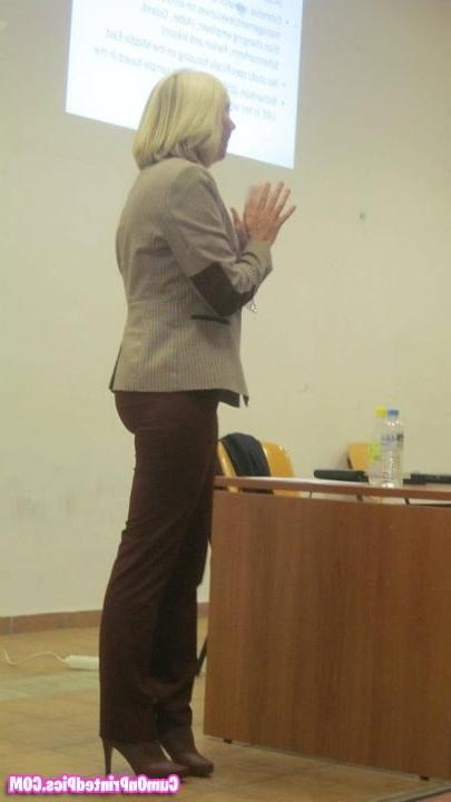 16P Sexy teacher