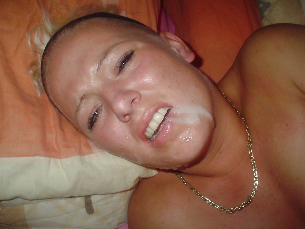 25P CUMSHOT CUTIES