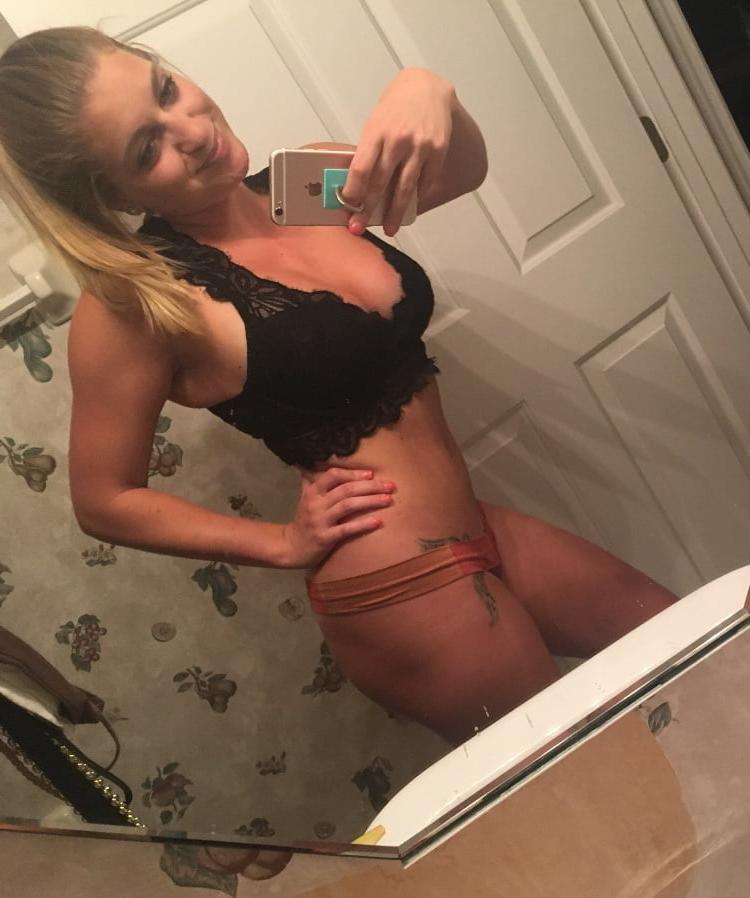 25P Sexy Air Stewardess Alexis Shows Big Tits Ass &amp; Meaty Cunt