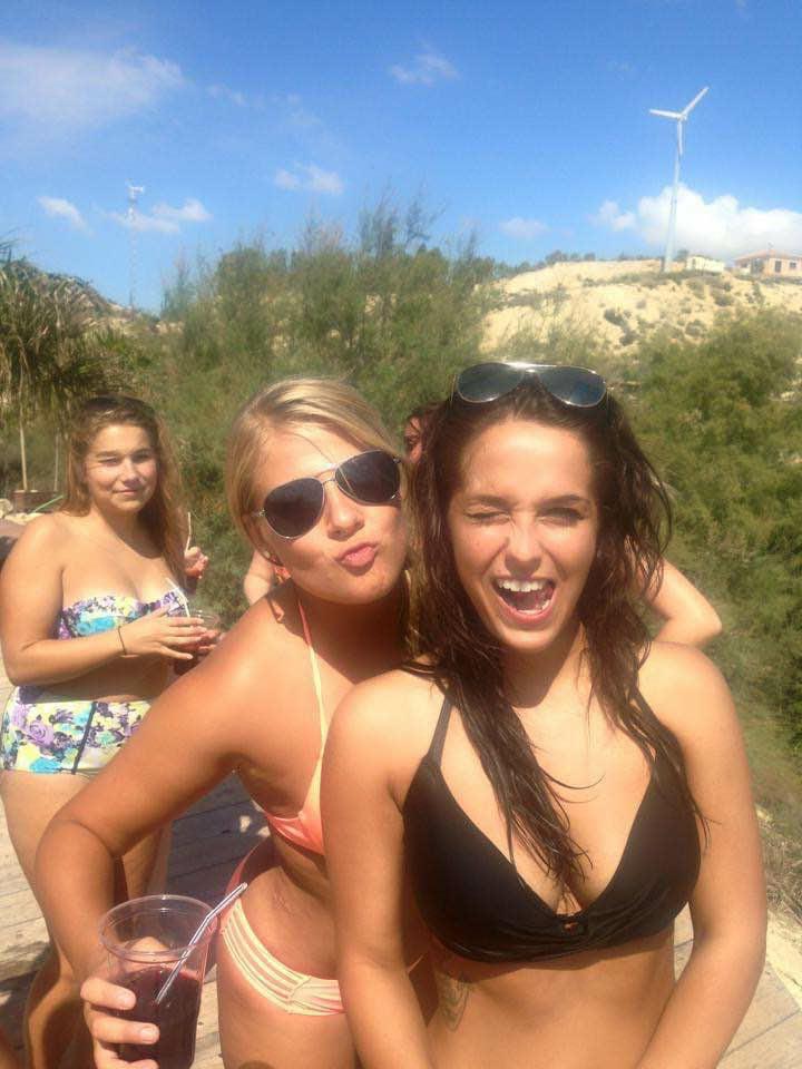 12P Girlfriend exploring her sexuality in the summer breeze