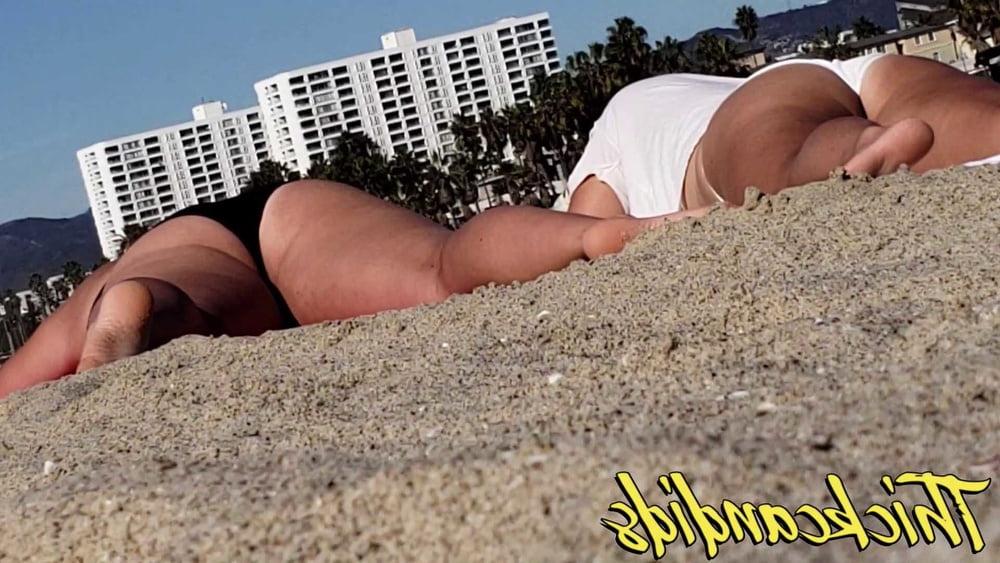 8P 2 White girls tanning at the beach, voyuer beach candids