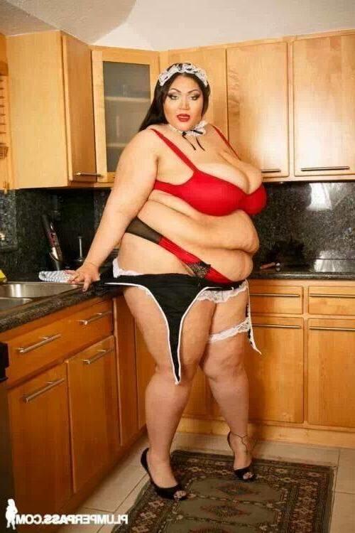 24P Ssbbw big girls big lingerie..NICE