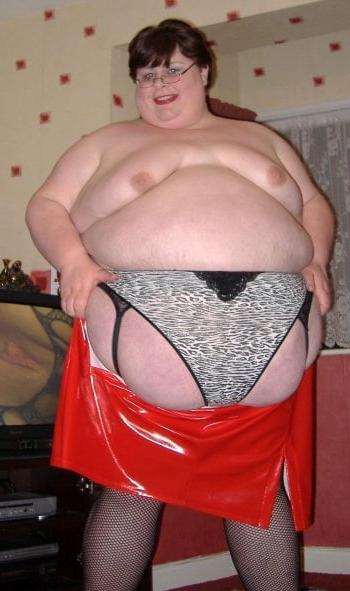 24P Ssbbw big girls big lingerie..NICE