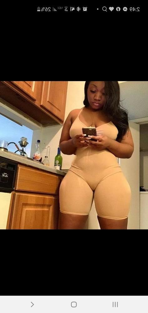 25P Sexy Facebook girls