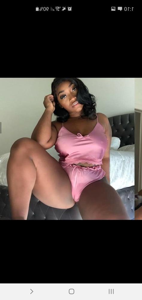25P Sexy Facebook girls