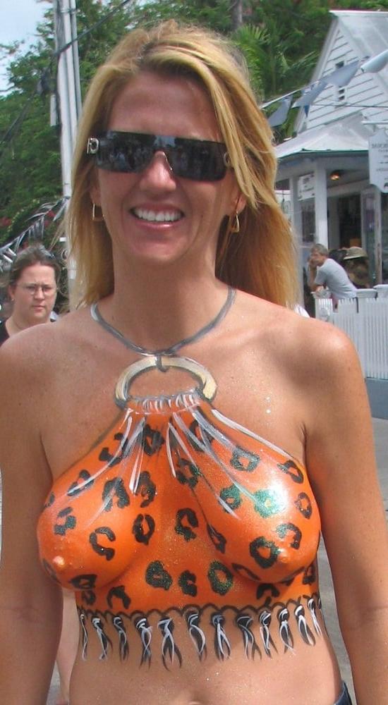 25P Pretty Body Painted Ladies