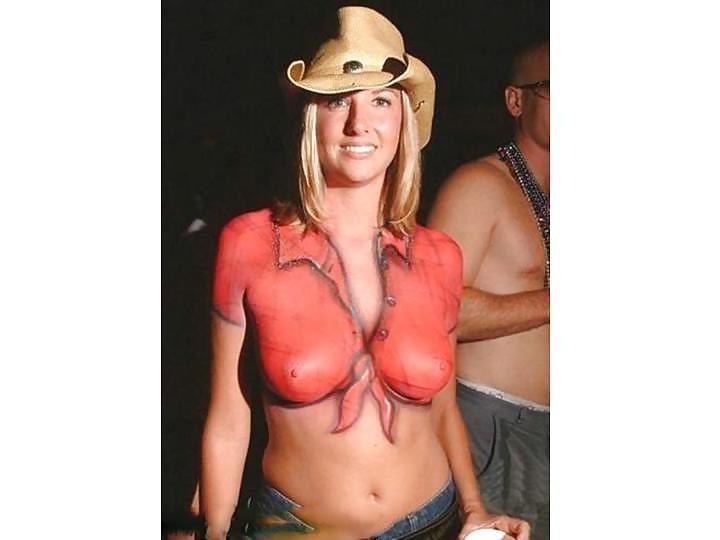 25P Pretty Body Painted Ladies