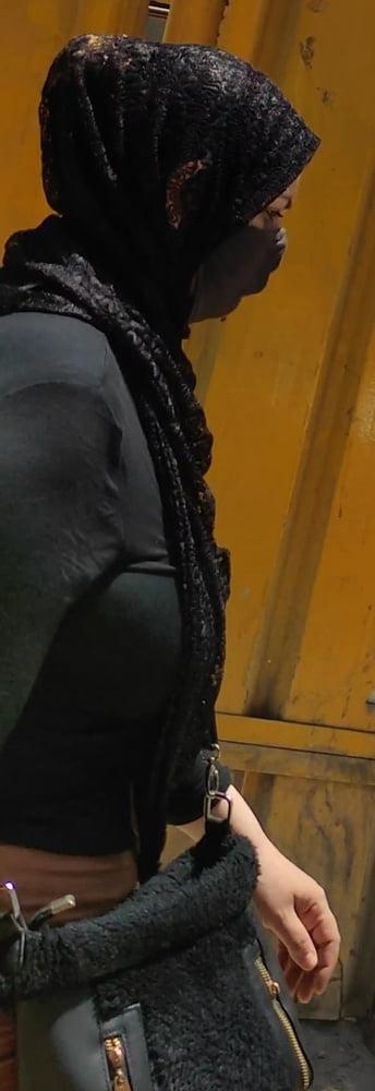 25P Arab girls fucker
