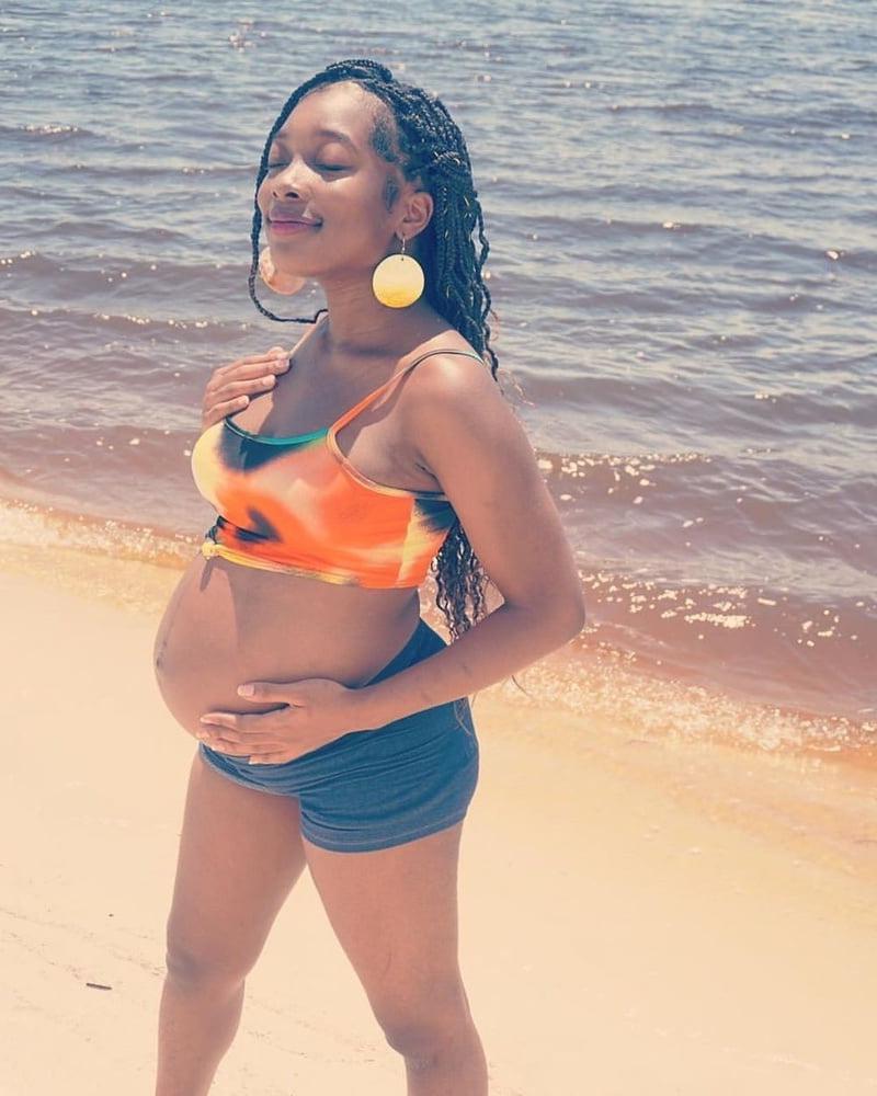 24P Sexy Pregnant Girls 126
