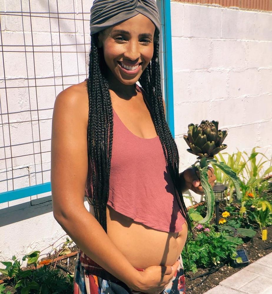 24P Sexy Pregnant Girls 126