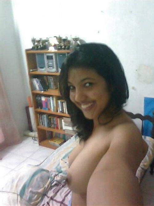 25P Sri Lankan Hot Girls