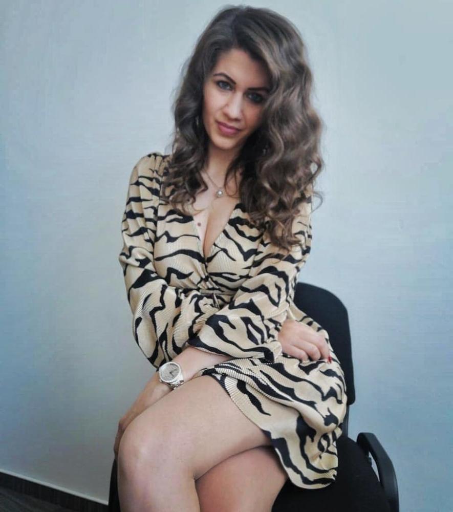 25P Sexy teacher from Croatia