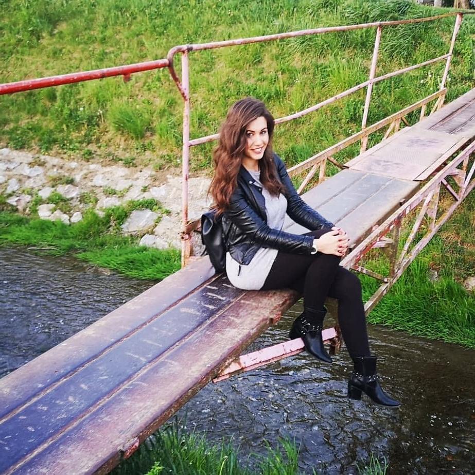 25P Sexy teacher from Croatia