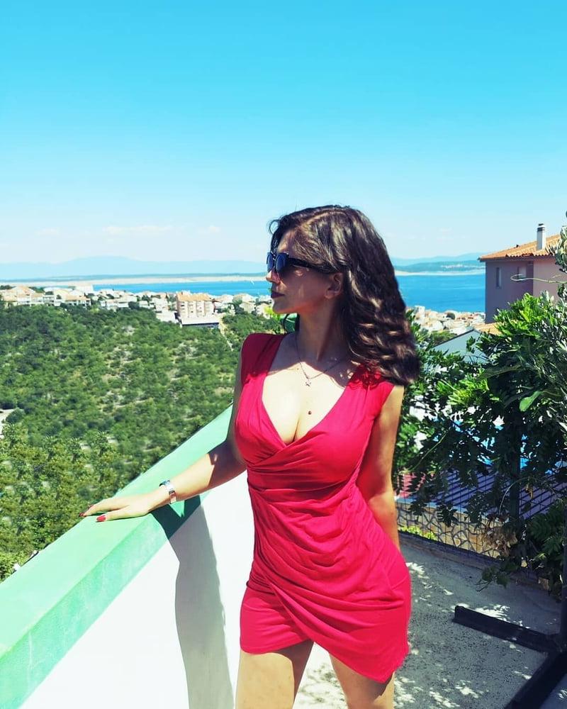 25P Sexy teacher from Croatia
