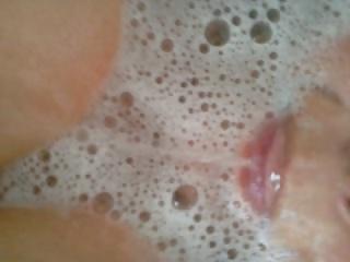 25P Bath and bed