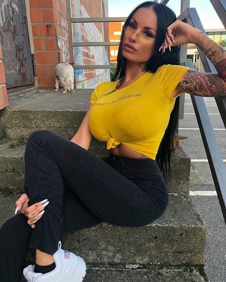 25P Amazing Bimbos - Horny Plastic &amp; Fake Tits Sluts 54