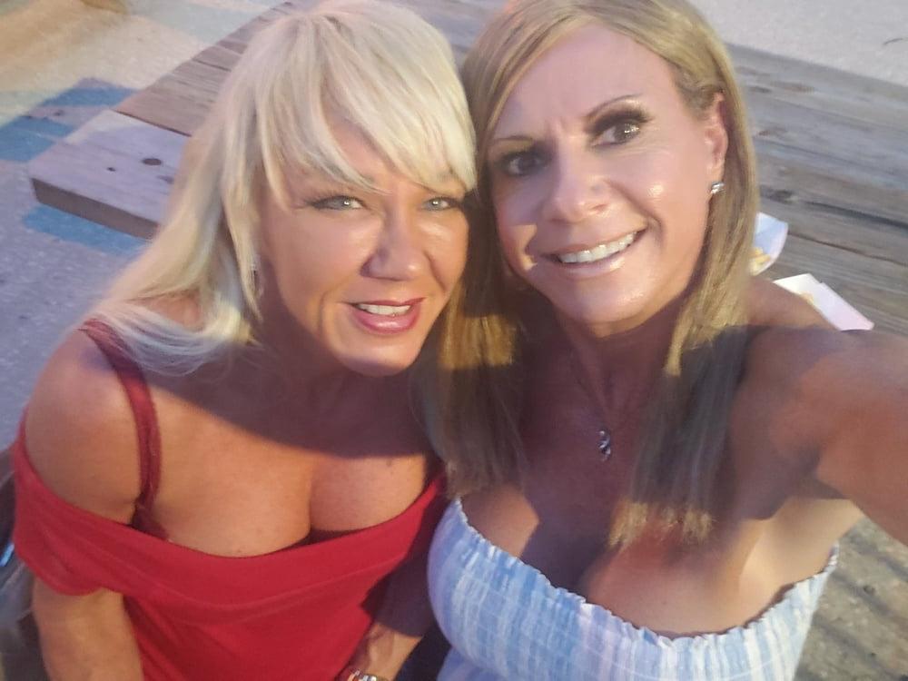 25P Pretty ladies