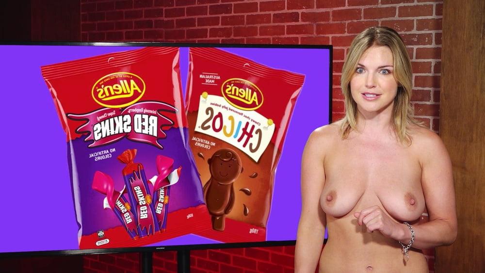 22P SekushiLover - Girls of Naked News