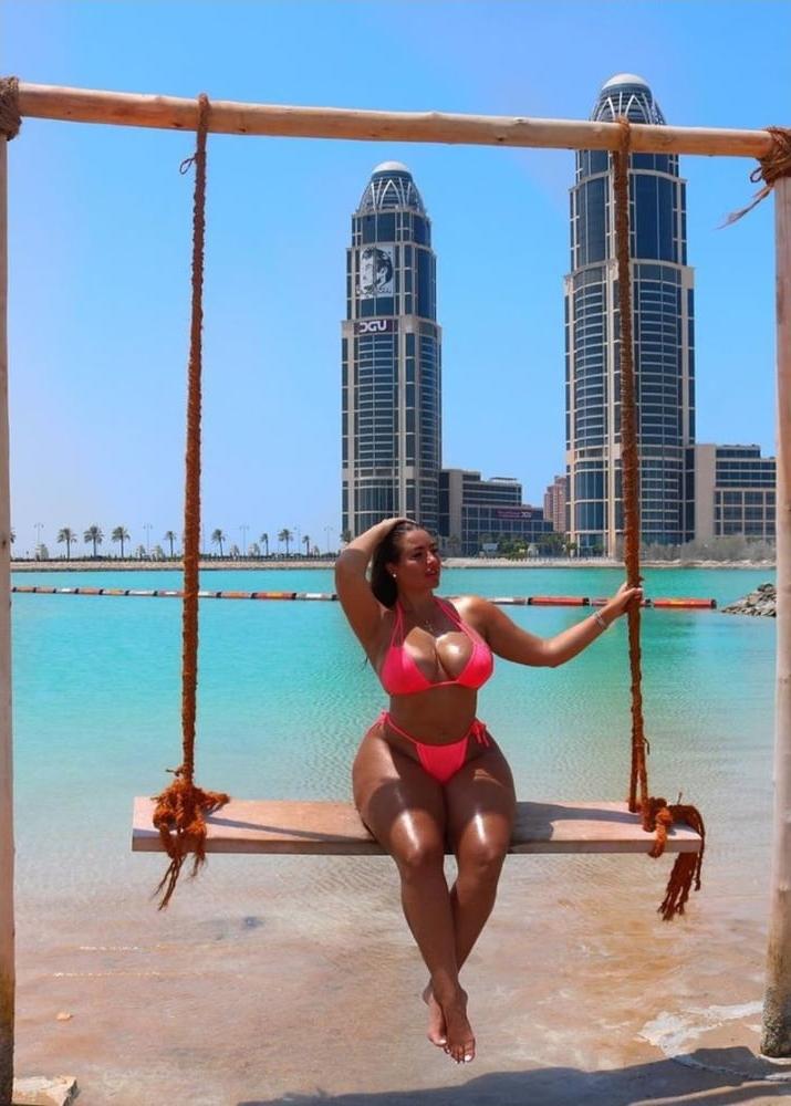 25P Tits ..... and Thick 1.0