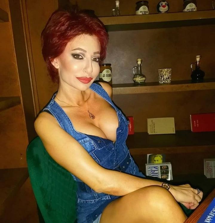 11P Vesna Banjanin Milf
