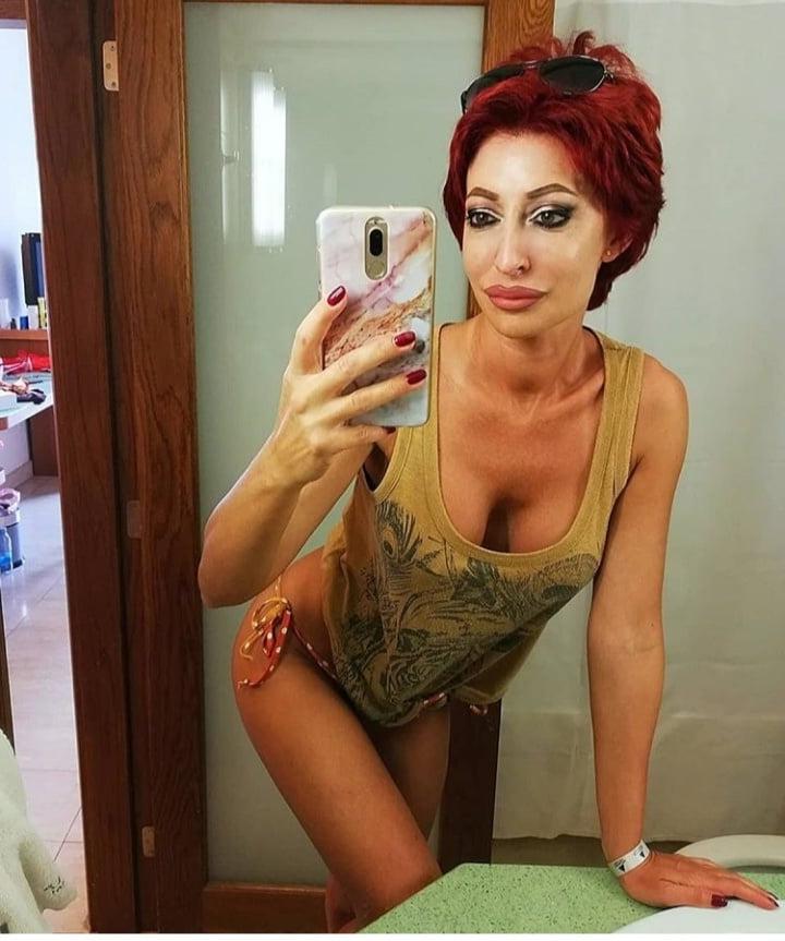 11P Vesna Banjanin Milf