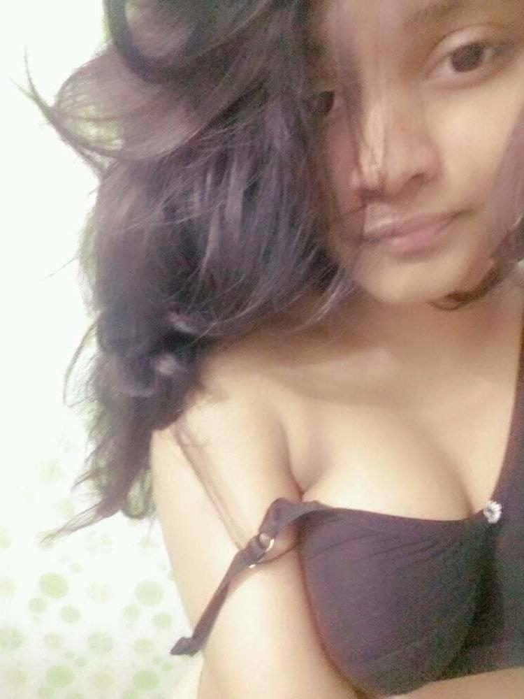 22P Deshi Girls