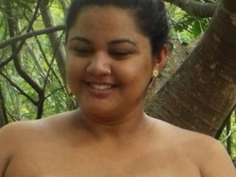 25P Desi NRI Aunty Big pussy