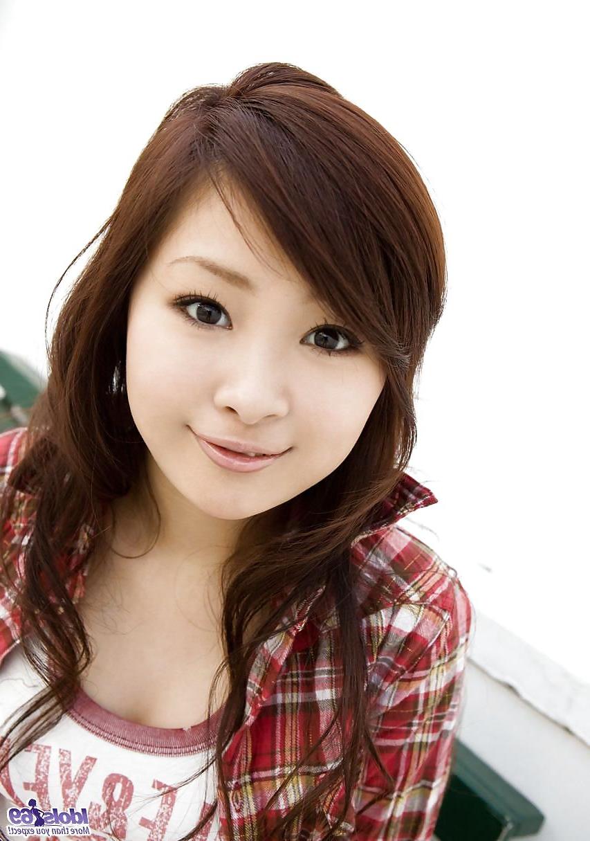 13P Slim and Sexy Japanese Teen!  