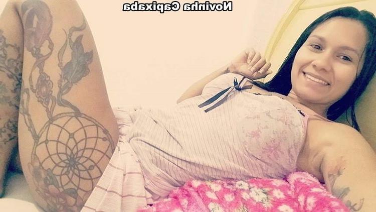 25P Tattooed Girls 07.