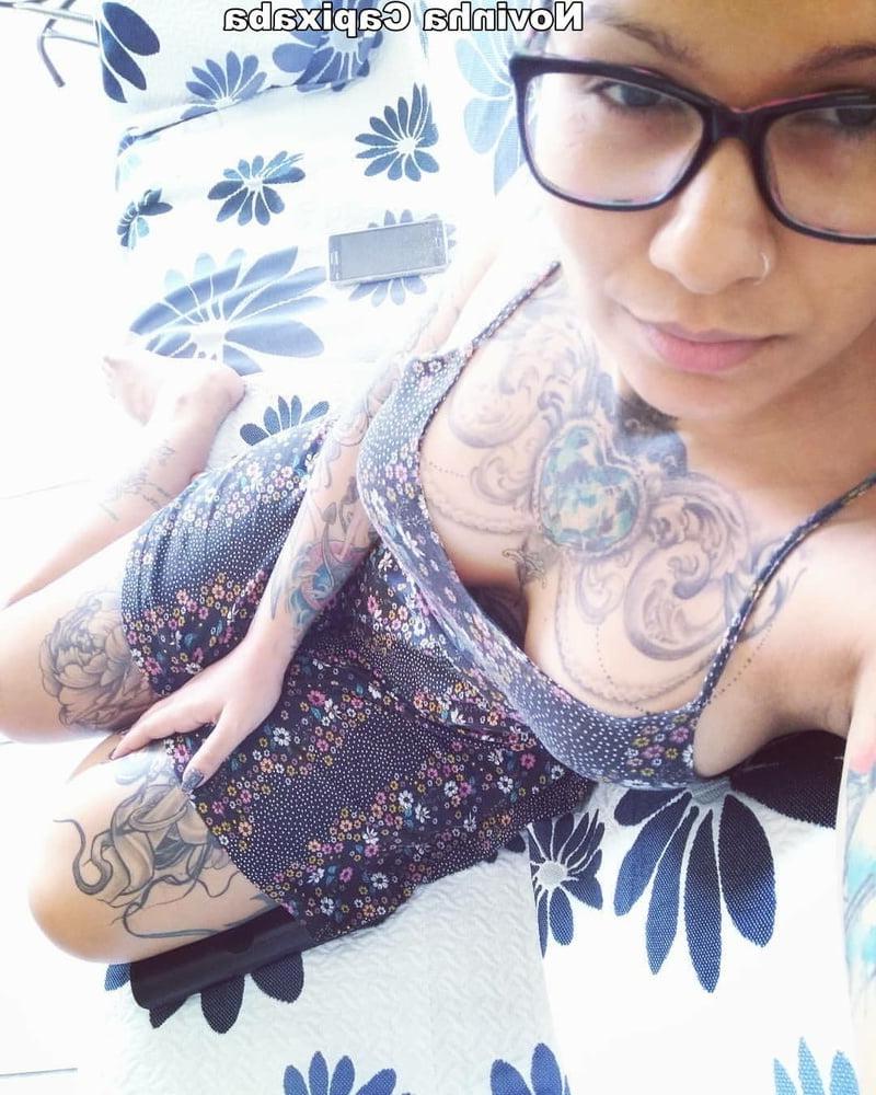 25P Tattooed Girls 07.