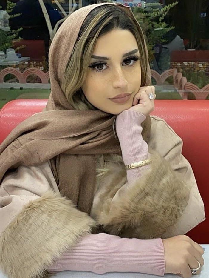 21P Middle Eastern Girls Nude And Non Nude