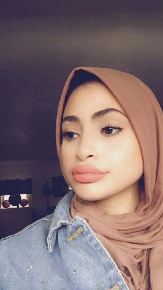 21P Middle Eastern Girls Nude And Non Nude