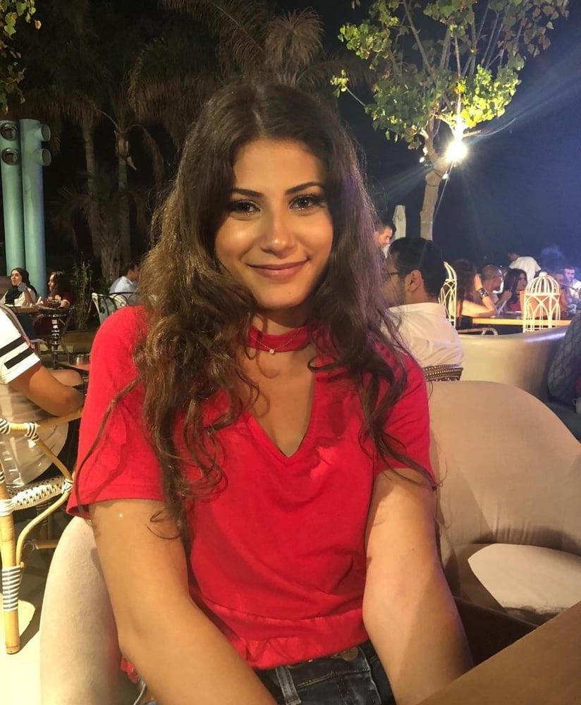 21P Middle Eastern Girls Nude And Non Nude
