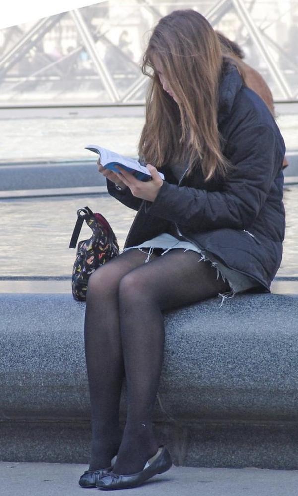 25P Street Pantyhose - UK &amp; Euro Girls Part 3