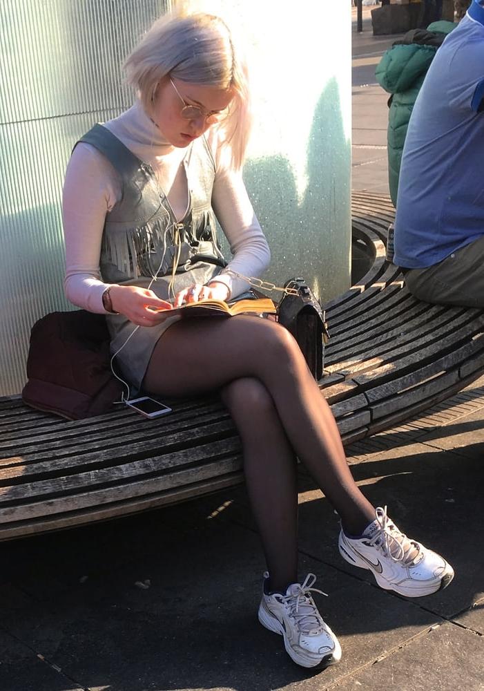 25P Street Pantyhose - UK &amp; Euro Girls Part 3