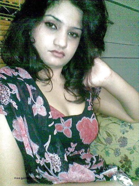 25P Sexy Indian girls for fun