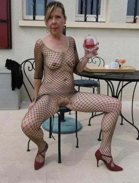 20P see through no bra - transparence 59