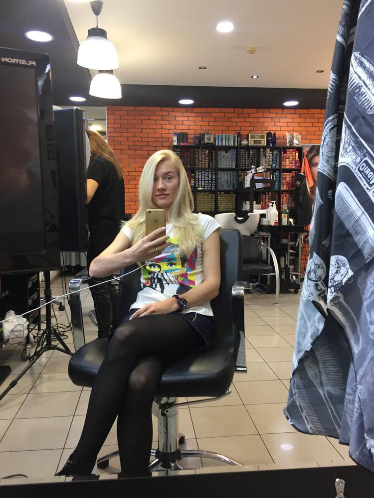 25P Girls in the barbershop