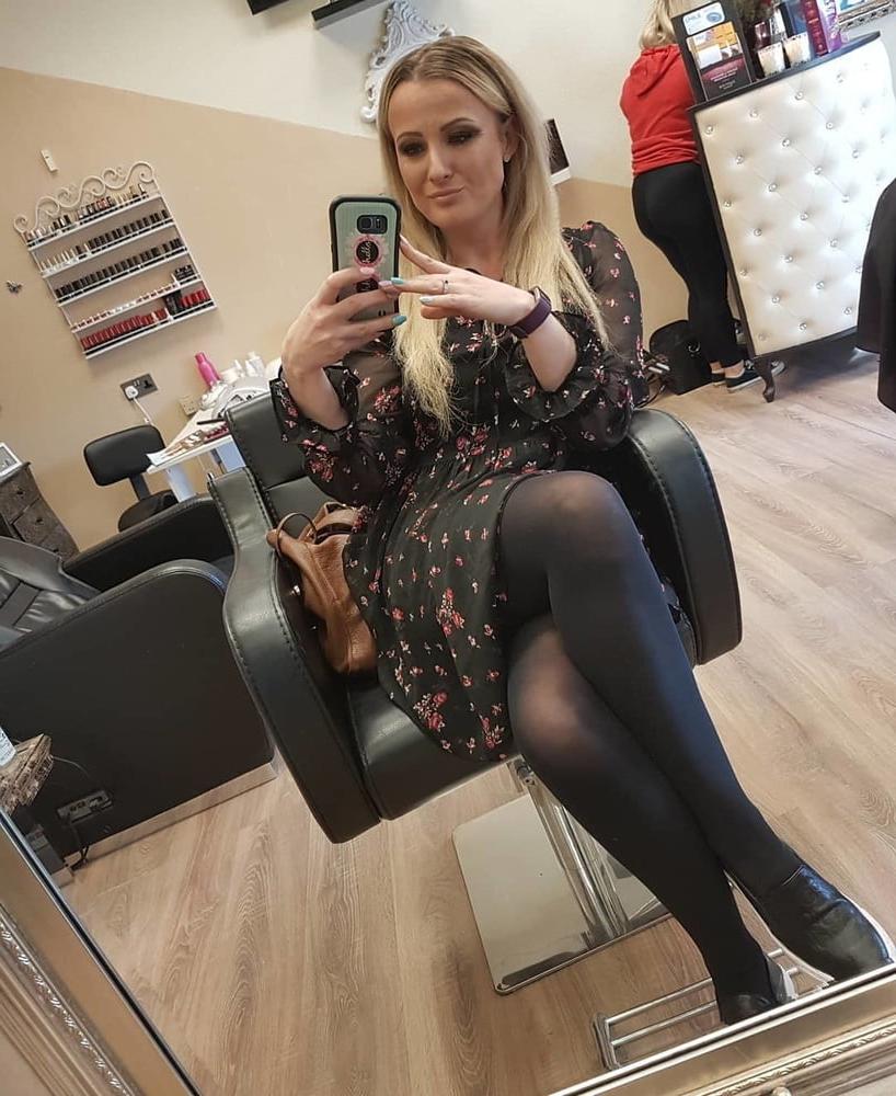 25P Girls in the barbershop