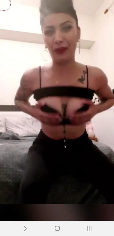 15P Bust bra live facebook romanian