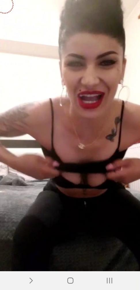 15P Bust bra live facebook romanian