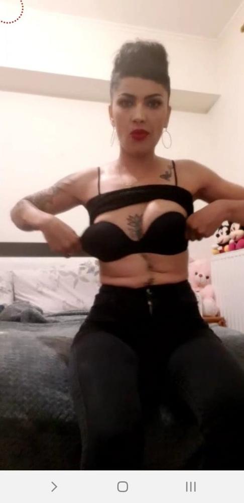 15P Bust bra live facebook romanian