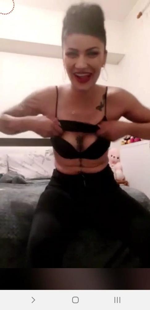 15P Bust bra live facebook romanian