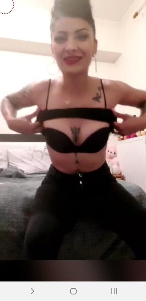 15P Bust bra live facebook romanian