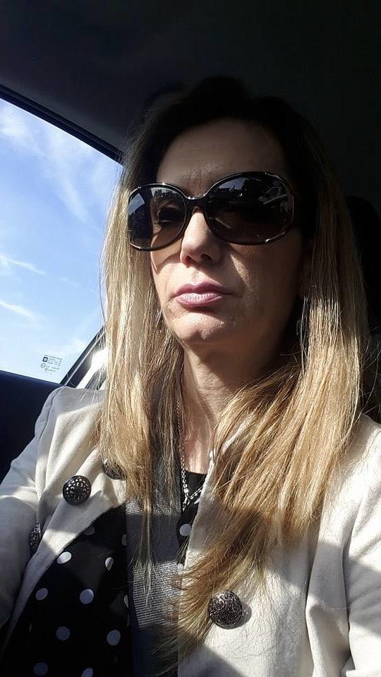 25P bella milf in action