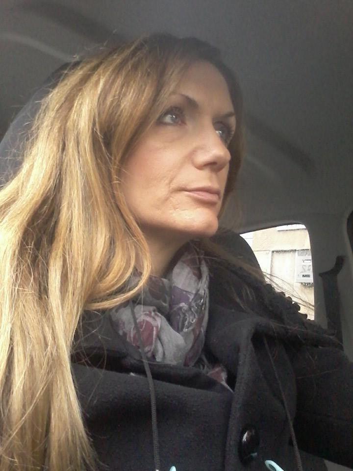 25P bella milf in action