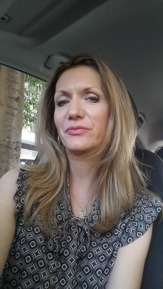 25P bella milf in action