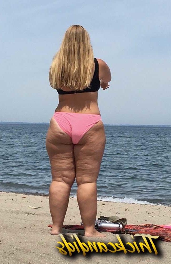 10P Thick White Blondie with super thick cellulite thighs!! BBW