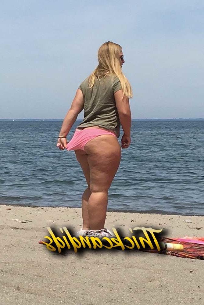 10P Thick White Blondie with super thick cellulite thighs!! BBW